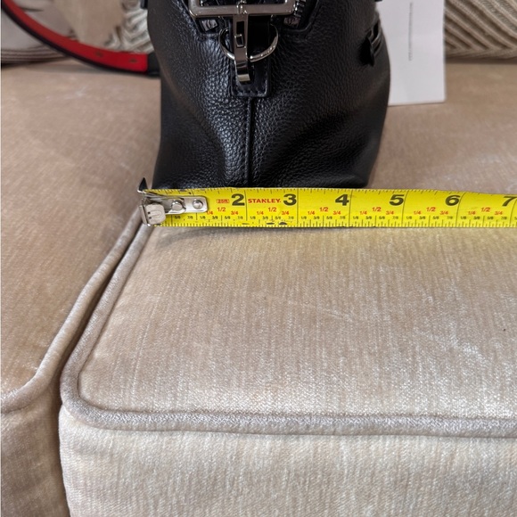 Christian Louboutin Funky Empire Leather Black Handbag - Picture 15 of 16